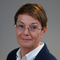 Porträtfoto von Susanne Gmeindl
